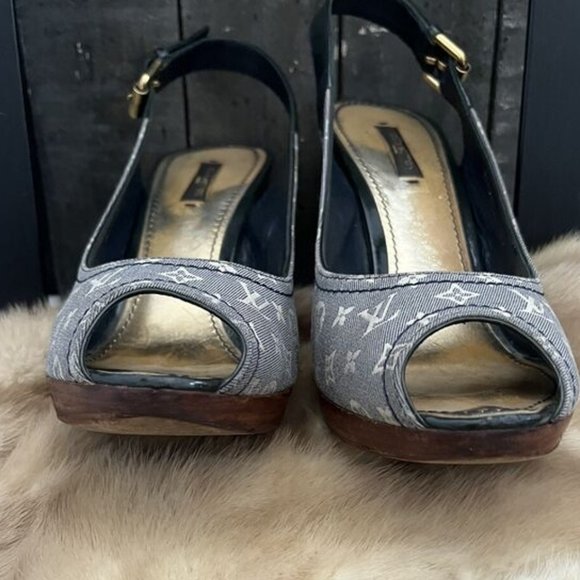 LOUIS VUITTON DENIM MONOGRAM HEELS Fit like 8.5-9 - Picture 7 of 9
